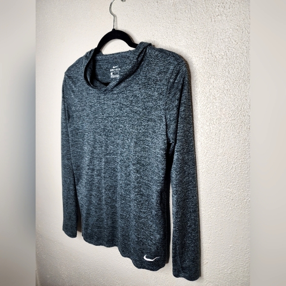 Nike Tops - Nike Dri Fit Women's Lightweight Hoodie/Pullover, Medium